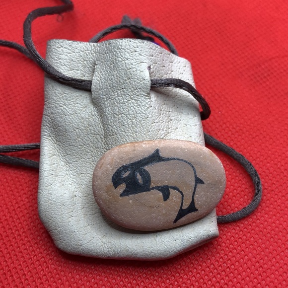 First Nations Art - Salmon on stone - Picture 6 of 10